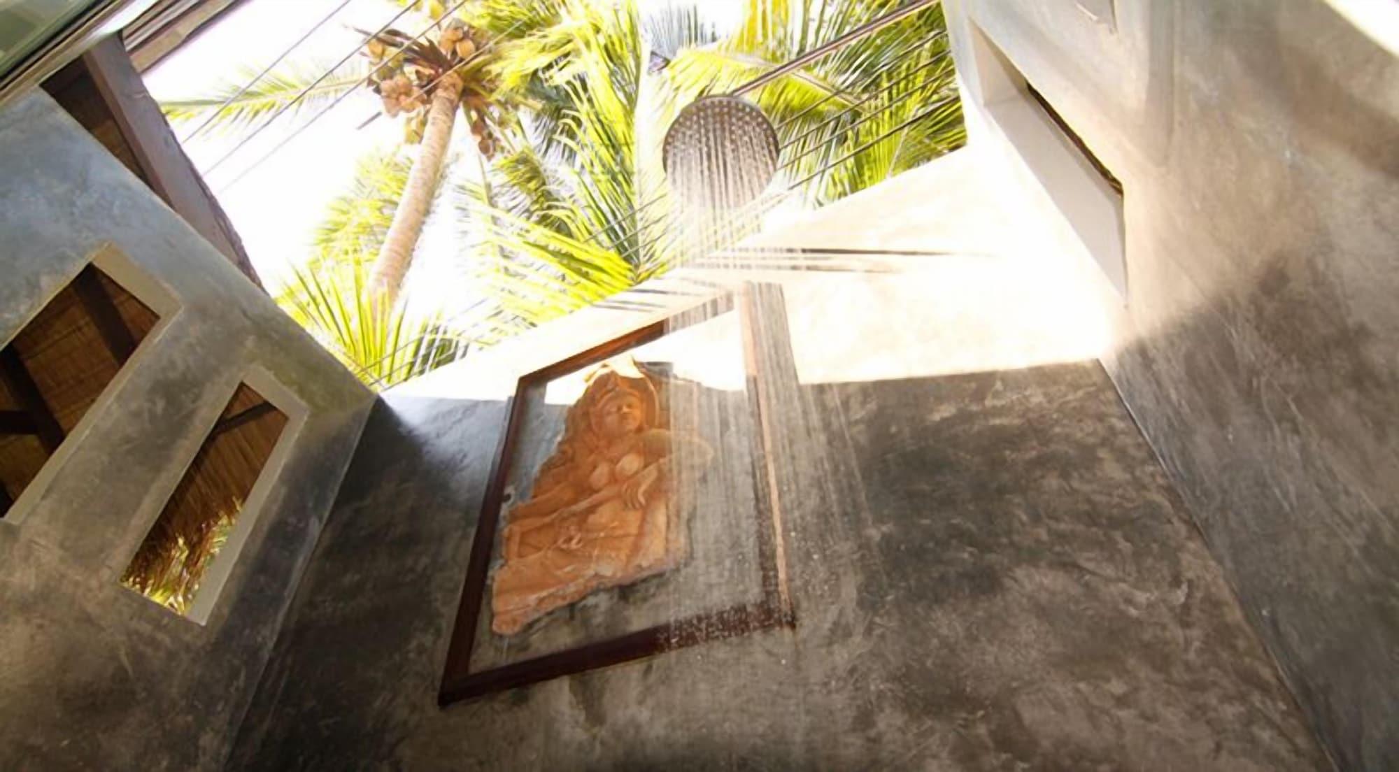 Nana Beach Hotel & Resort Pathiu Exterior photo