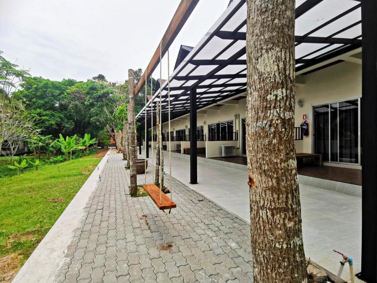 Nana Beach Hotel & Resort Pathiu Exterior photo